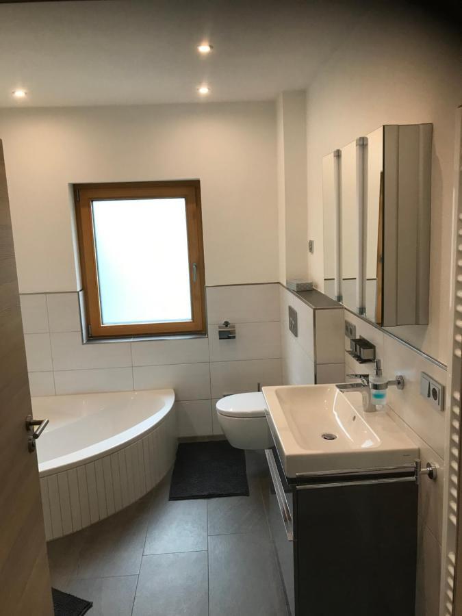 Ferienwohnung " Wein Unter Palmen " Neumagen-Dhron Exterior foto