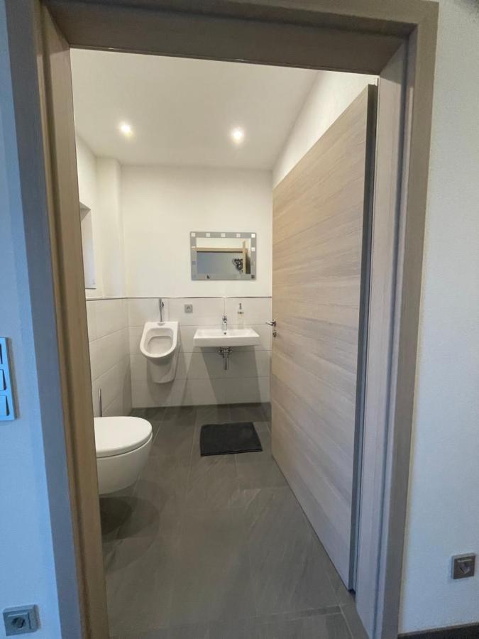 Ferienwohnung " Wein Unter Palmen " Neumagen-Dhron Exterior foto