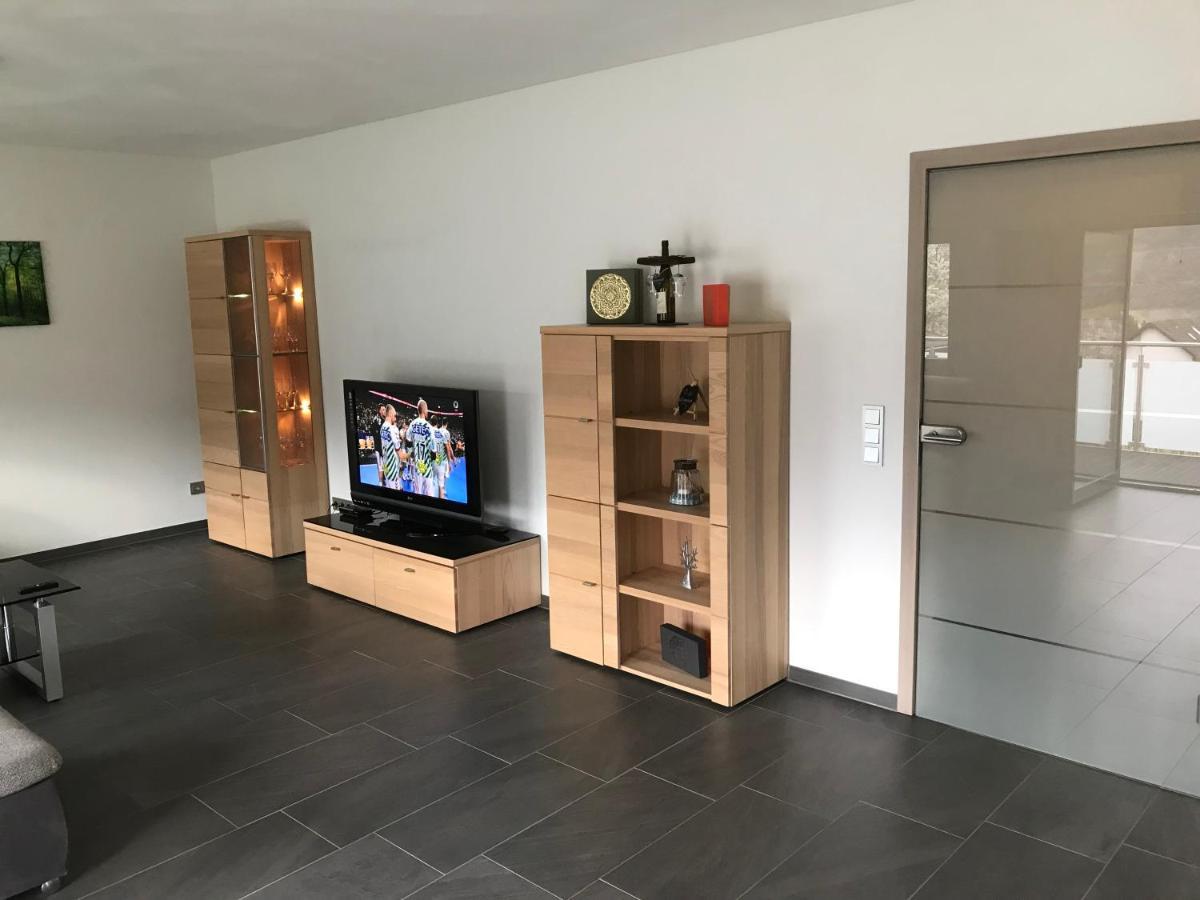 Ferienwohnung " Wein Unter Palmen " Neumagen-Dhron Exterior foto